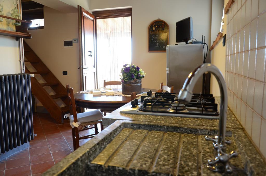 Il Borghetto Di Carra Apartamento Talla Exterior foto