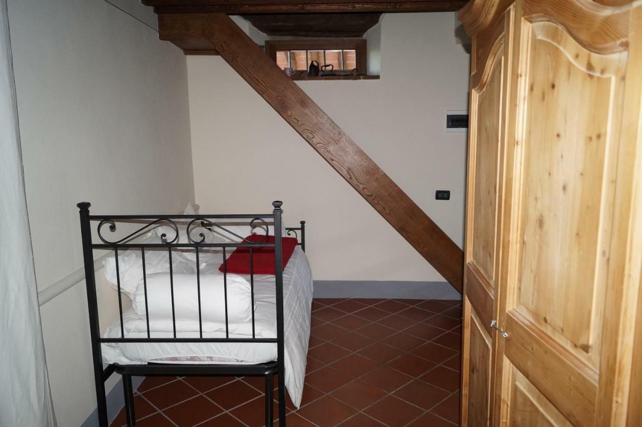 Il Borghetto Di Carra Apartamento Talla Exterior foto